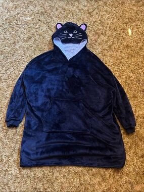 Plush Black Hooded Cat Pullover Coat